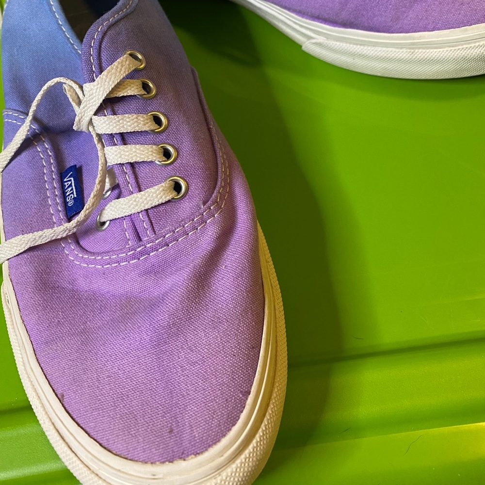 VANS AUTHENTIC